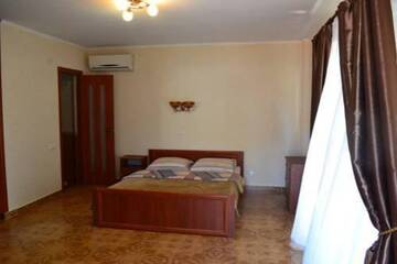 Фото номера Семейный номер Гостиница Guest House Luchistaya 7 г. Рыбачье 10